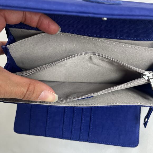 Kipling Teddy Snap Wallet Trifold Blue periwinkle never used, large, multipocket - Picture 9 of 10